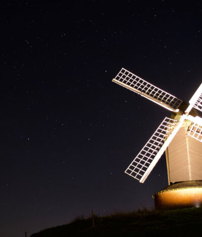 What are some of the advantages of solar power?